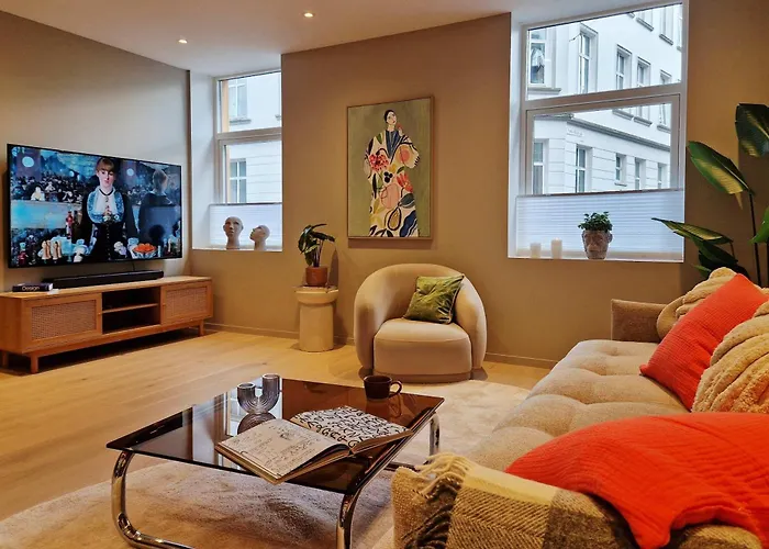 Brand New & High-end 3 Bedrooms 2 Bathrooms ベルゲン