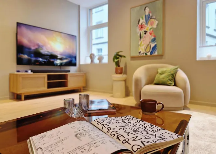 Brand New & High-end 3 Bedrooms 2 Bathrooms * ベルゲン