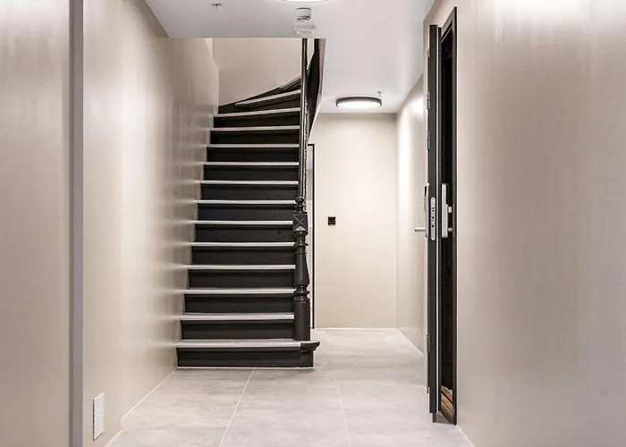 Brand New & High-end 3 Bedrooms 2 Bathrooms Σπίτι διακοπών