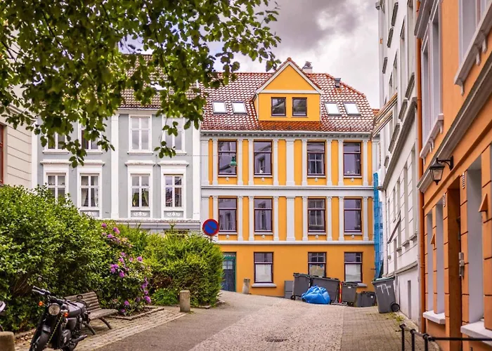 Brand New & High-end 3 Bedrooms 2 Bathrooms Vakantiehuis Bergen