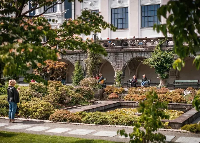 Dom wakacyjny Brand New & High-end 3 Bedrooms 2 Bathrooms *