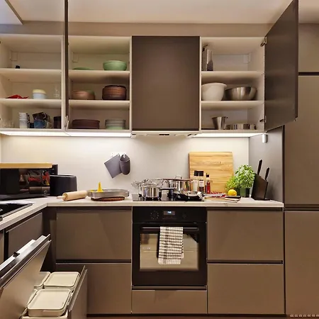 Brand New & High-end 3 Bedrooms 2 Bathrooms Будинок відпочинку *