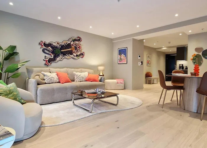 Brand New & High-end 3 Bedrooms 2 Bathrooms * Bergen