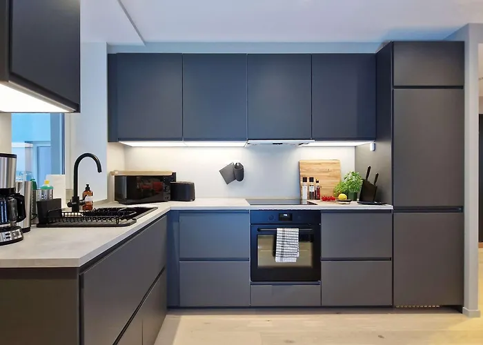 Brand New & High-end 3 Bedrooms 2 Bathrooms Bergen